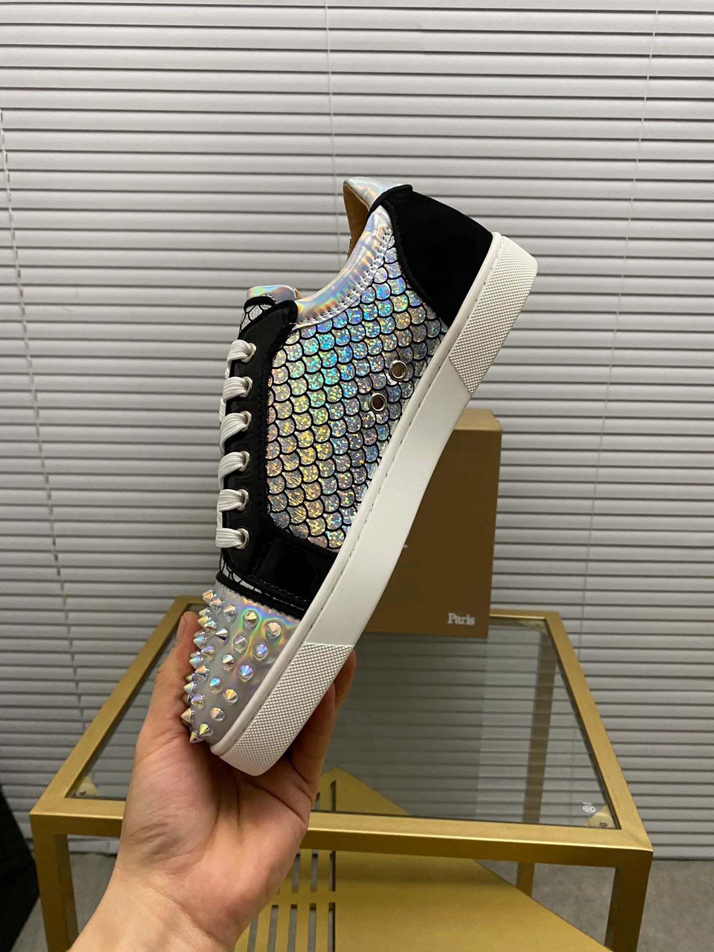 (Customized model) Ex-factory price is 540. christian louboutin (CL red sole shoes) counter series, casual sneakers for couples 📢 📢 📢 Exclusive hot style release 🎈🎈💪 Movable latex feet 👻 Finished outsole line [Proud] 😝Female 35-40# Male 38#-46, global supply😝 [Top version]: Original imported genuine leather upper, top original leather lining, original molded TPU outsole, original 1:1 detail processing, original shoe last,